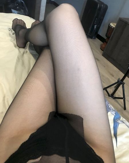 寡妇寂寞与继子_免费手机观看